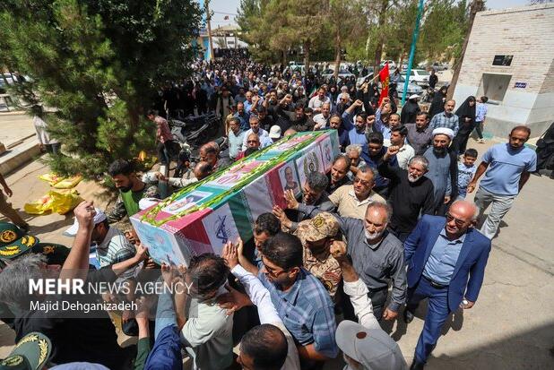 پیکر شهید «نیما کریمی» در اشکذر تشییع شد