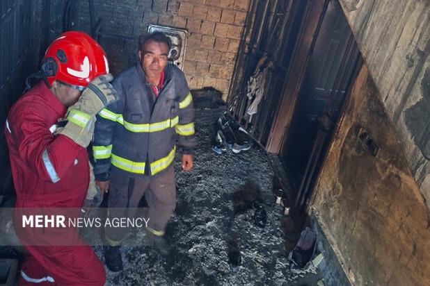 مهار آتش‌سوزی منزل مسکونی در مسکن مهر جاسک