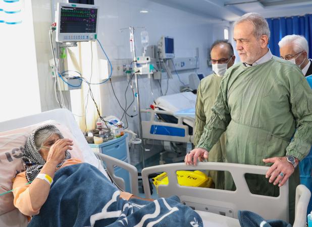 عکسی که از پوشش متفاوت پزشکیان ثبت شد