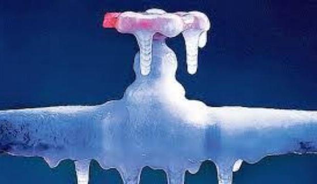 هشدار آبفای کرمان درباره یخ‌زدگی کنتورهای آب/خطر ترکیدگی در کمین انشعابات خانگی