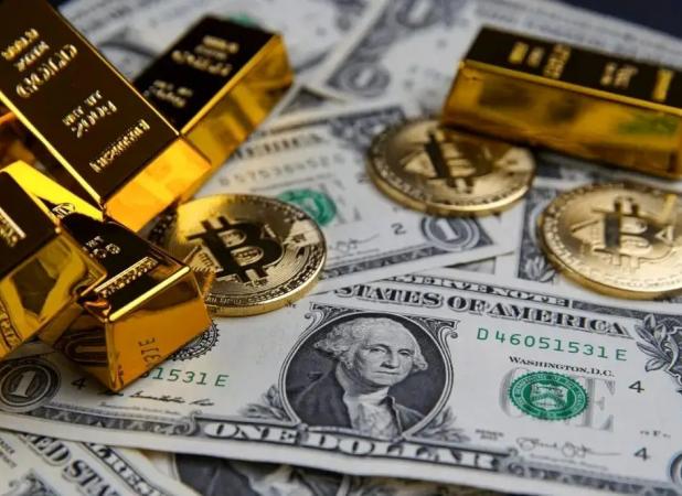 امروز نرخ دلار و طلا دیوانه کننده شد