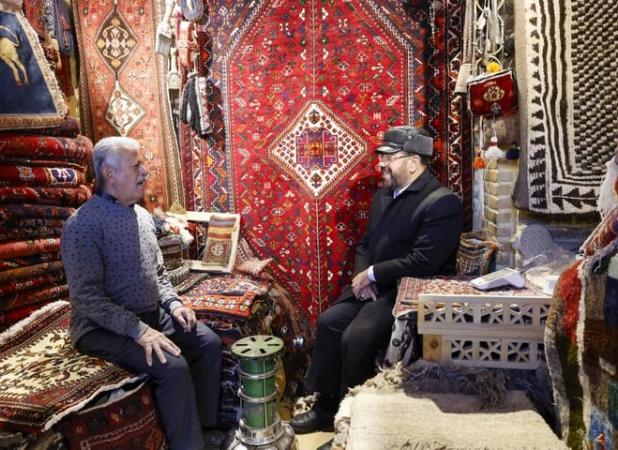 استاندار فارس پای صحبت‌های کسبه و بازاریان شیراز نشست