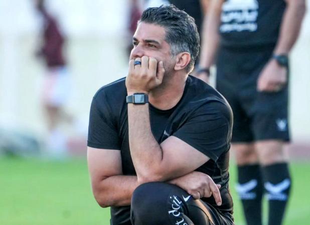 پیروز قربانی: یک روز استقلال به دنبالم می‌آید