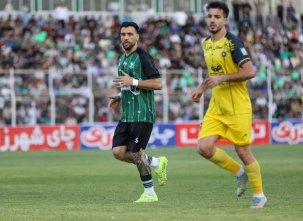 پیروزی سپاهان در نیمه اول دیدار با خیبر