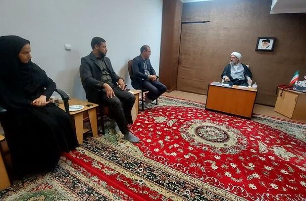 تهیه ملزومات آموزشی ۱۲۰۰ دانش آموز سمنان در دستور کار است