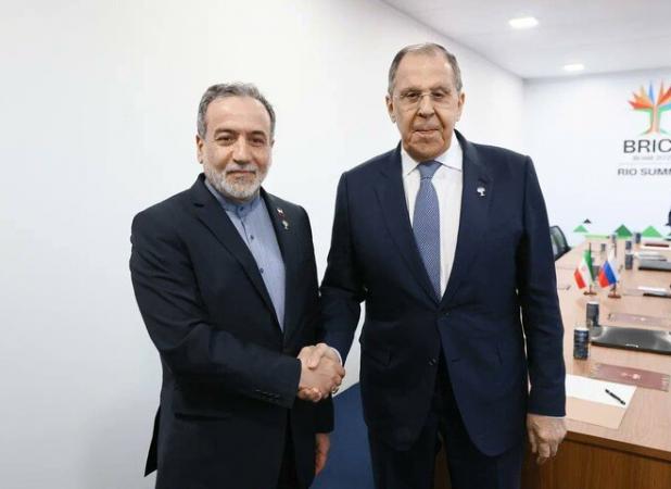 دیدار عراقچی و لاوروف در حاشیه اجلاس بریکس