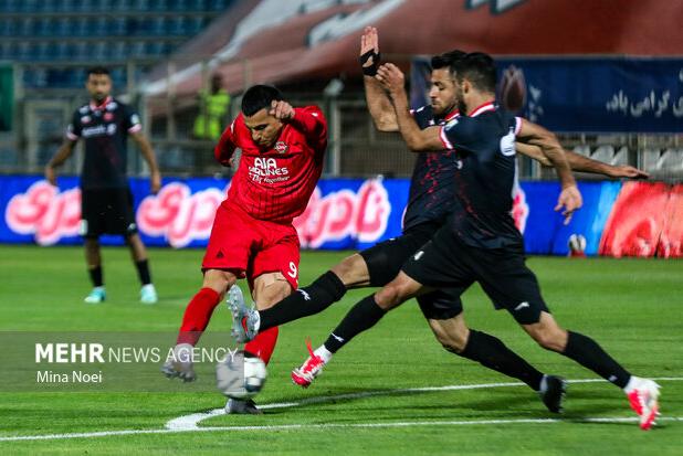 زمان بازی تراکتور و پرسپولیس مشخص شد