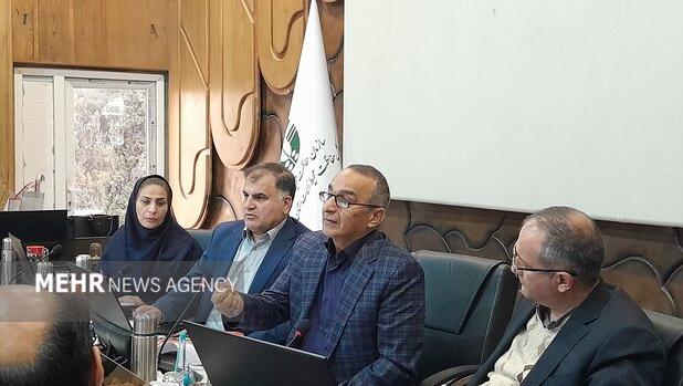 شیشه‌فروش: ۱۷ دستگاه اجرایی قرارگاه شبانه‌روزی آلودگی هوا تشکیل دهند