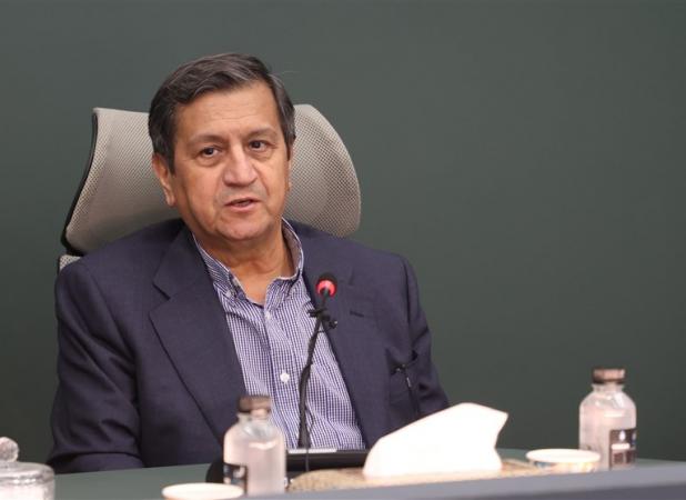 همتی: تحریم مانع اصلی جذب سرمایه خارجی است نه FATF