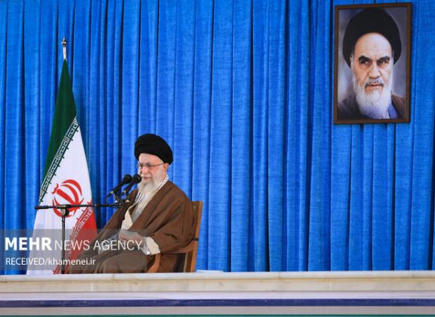 امام از سرآمدان تاریخ ماست/ ایمان و امید، آماج دشمن است
