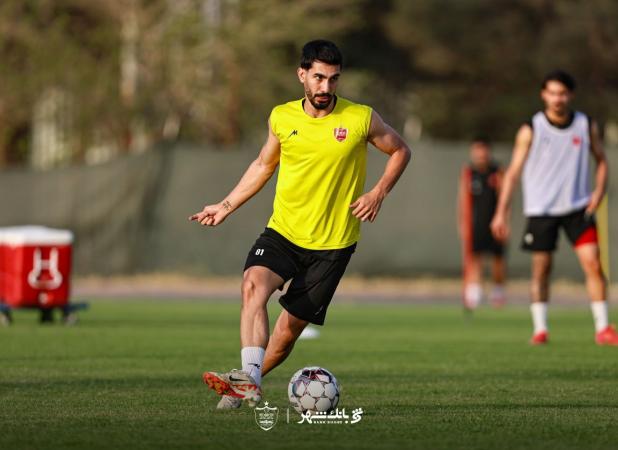 عشق به همسر، شماره پیراهن ستاره پرسپولیس را تعیین کرد