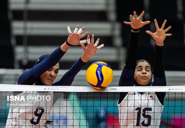 سرمربی تیم والیبال سرو زنجان: نمی‌گذاریم مسائل مالی مانع ادامه مسیر والیبال بانوان زنجان شود