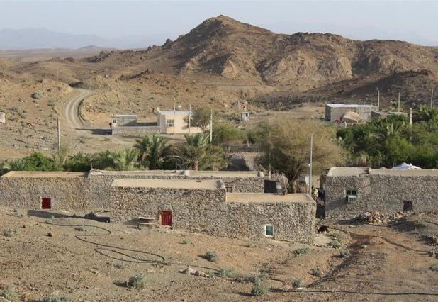 چشم انتظاری چندین ساله مردم آهوران نیکشهر برای دسترسی به جاده استاندارد