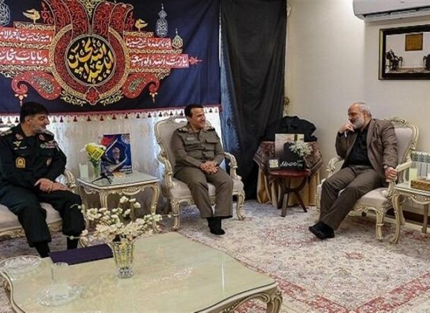سردار رادان با خانواده شهید طهرانچی دیدار کرد