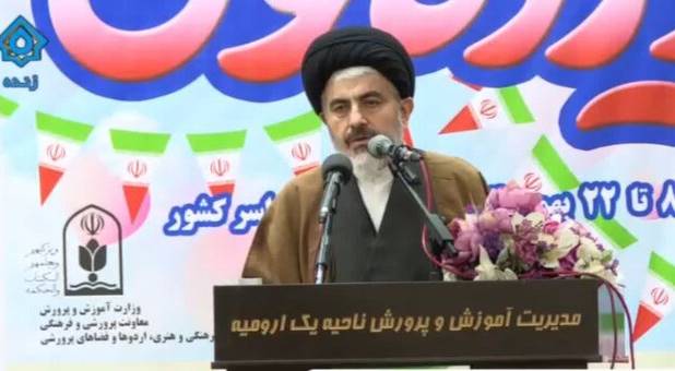 امام جمعه ارومیه: انقلاب ایران نمونه‌ای آشکار از پیروزی حق بر باطل است