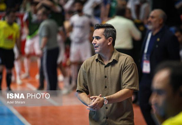 سرمربی تیم فوتسال گیتی‌پسند: تساوی عادلانه بود/ تعطیلی ۴۵ روزه لیگ ظلم به باشگاه‌هاست