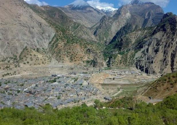 مشکلات زیرساختی در پاپی؛ هنوز روستاهایی بی‌برق و راه مانده‌اند!