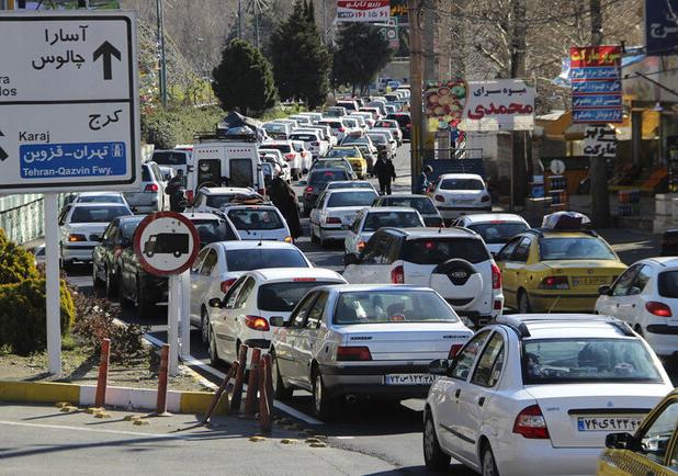 ترافیک سنگین در جاده چالوس و آزادراه تهران - شمال