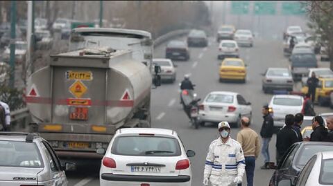 افزایش مصرف بنزین در تهران؛ مساله‌ای فراتر از خودرو و موتور