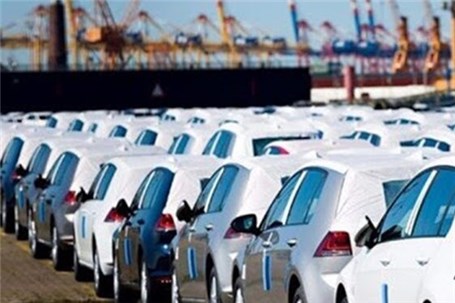 توضیحات گمرک‌ ‌درباره معطلی و احتکار ۱۰۱۰ ‌خودروی وارداتی