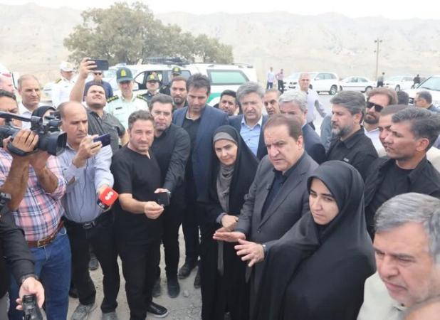 بازدید وزیر راه و شهرسازی از قطعه رانشی ماربره جاده ایلام -مهران