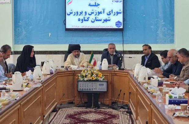 فرماندار گناوه: سلامت دانش آموزان باید در اولویت باشد