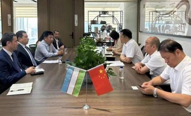 همکاری‌های بین منطقه‌ای محور رایزنی مقامات ازبکستان و چین