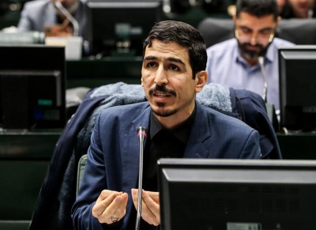 شریعتی: گزارش عملکرد یک ساله دولت زودتر به مجلس ارائه شود