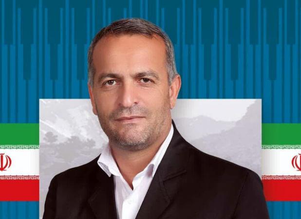 معیشت کارکنان دولت باید در اولویت برنامه‌ریزی‌ها قرار گیرد