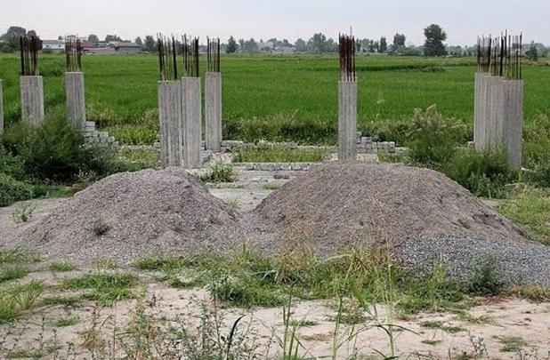 نریمانی: اراضی دهه ۸۰ روستای شهراب زواره تعیین تکلیف شد