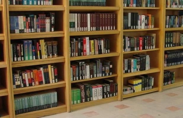 سند کتابخانه عمومی حضرت زهرا(س) یزد بعد از ۳۰ سال صادر شد