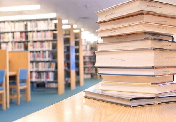 کمک ۱۳۴ میلیون تومانی انجمن خیران کتابخانه به کتابخانه‌های خراسان شمالی