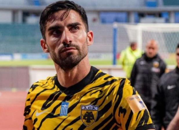 پاسخ میلاد محمدی به استقلال و پرسپولیس