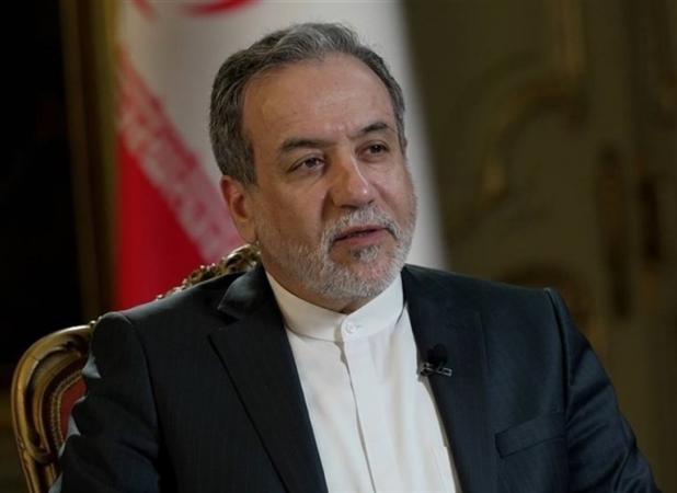 عراقچی: پرونده ترور شهید سلیمانی مراحل قانونی را طی می‌کند