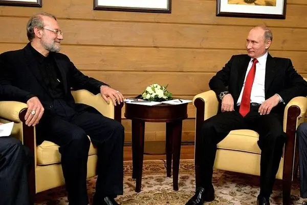 علی لاریجانی با پوتین در روسیه جلسه گذاشت