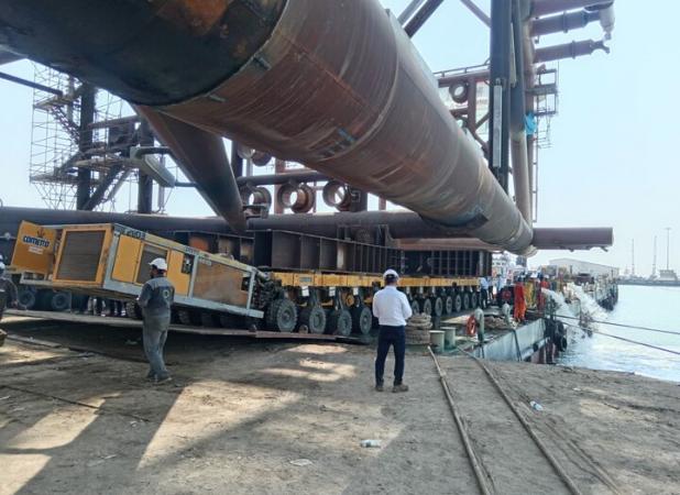 بارگیری پایه سکوی فاز ۱۱ پارس جنوبی