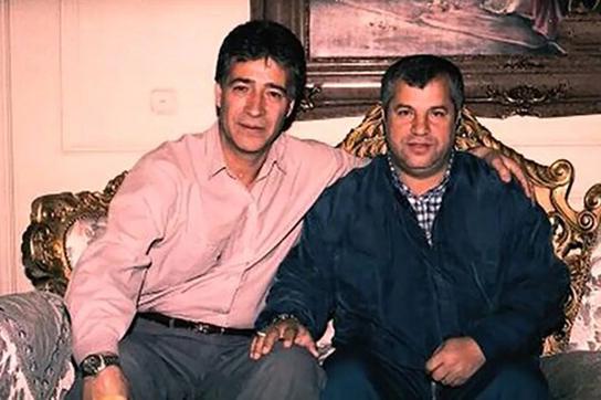 عکس‌های دیده‌نشده علی پروین و ناصر حجازی در آزمایشگاه