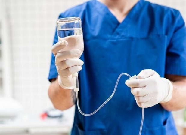 سرم تقویتی برای بی حالی؛ ۷ راهکار نوین برای بازگشت انرژی و طراوت روزانه