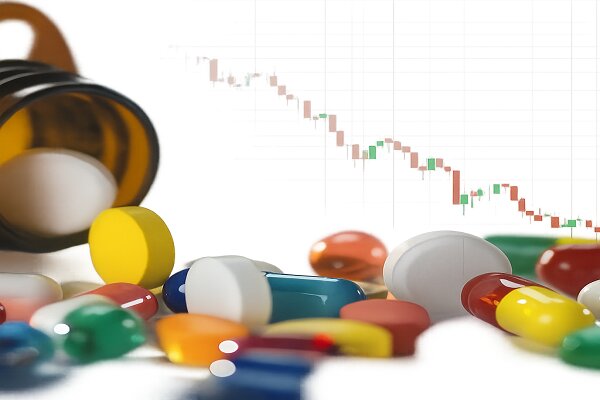 بحران نقدینگی در صنعت دارو؛ زنجیره تولید با خطر توقف روبه‌روست