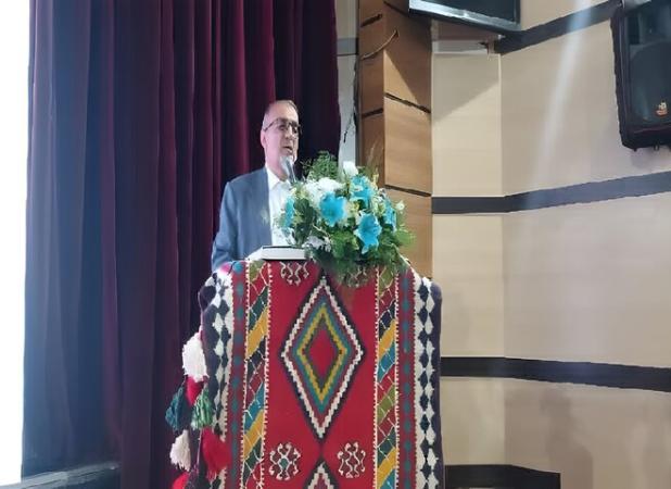 وعده های وزیر میراث برای تکمیل ۴۲ طرح گردشگری نیمه تمام در استان