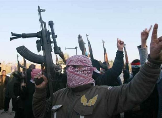 اتهام خلیلزاد به پاکستان درباره انتقال داعش به افغانستان