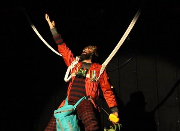 آیین اختتامیه جشنواره تئاتر ایلام برگزار شد