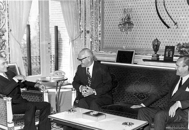 چرا رئیس سیا، مأمور به سفارت آمریکا در ایران شد؟