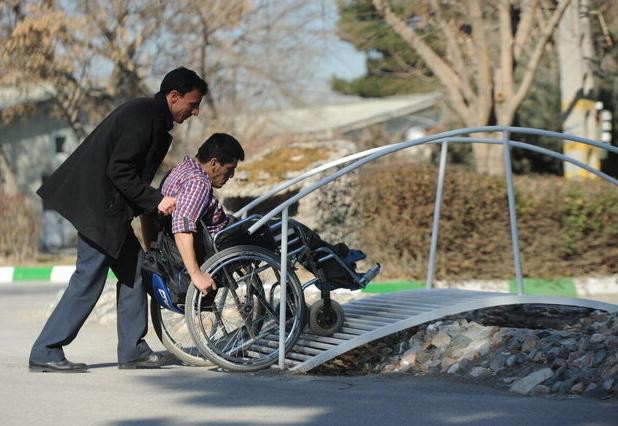 رئیس بهزیستی خلیل‌آباد: مقررات مناسب‌سازی معابر باید به یک اصل بنیادین در توسعه شهری تبدیل شود