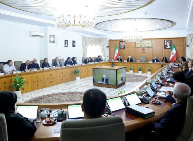 عارف: غنی سازی در خاک ایران خط قرمز نظام جمهوری اسلامی است