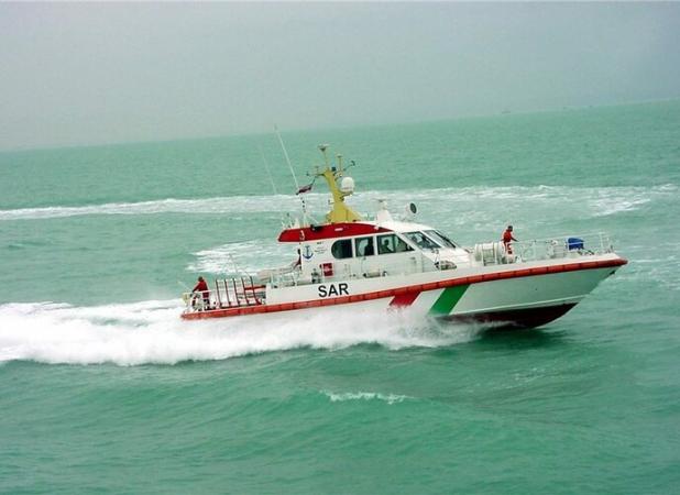امدادرسانی دریایی به ۳ شناور در آب‌های «دیر» و «دیلم» انجام شد