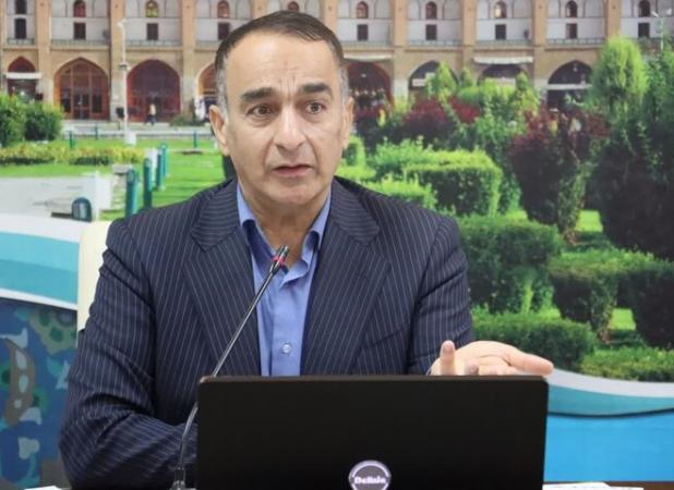 شیشه‌فروش روند تصمیم گیری برای تعطیلی ادارات و مدارس را تشریح کرد