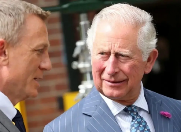 عکس کمتر دیده‌شده از دیدار چارلز و پوتین در ۱۳۷۳