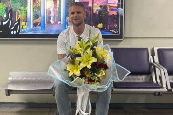 رفت و برگشت عجیب برای بازیکن خارجی نساجی مقابل پرسپولیس