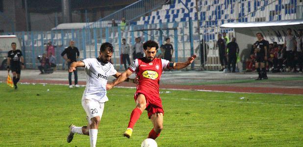 تیم پرسپولیس به دنبال شکار «قو» در آشیانه